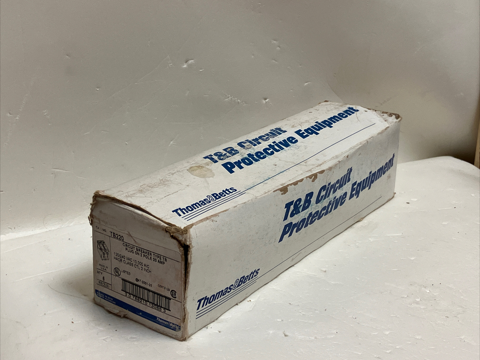 Thomas & Betts TB TB220 2 Pole 20 Amp 240 V Push In Circuit Breaker NEW!!