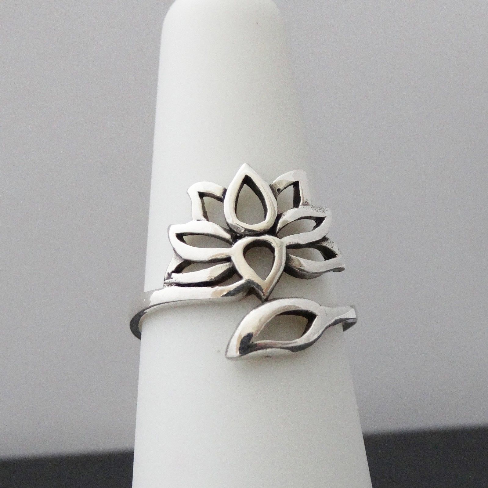 Adjustable Lotus Flower Ring - 925 Sterling Silver Leaf Namaste Yoga Gift New