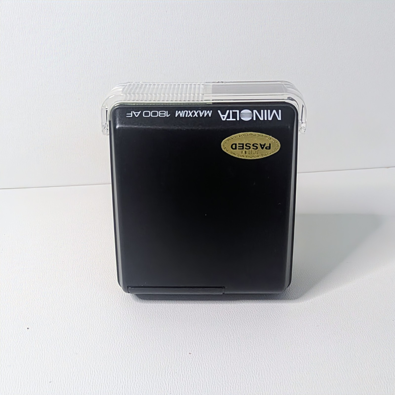 Minolta Maxxum 1800 AF Flash with Case, works well!