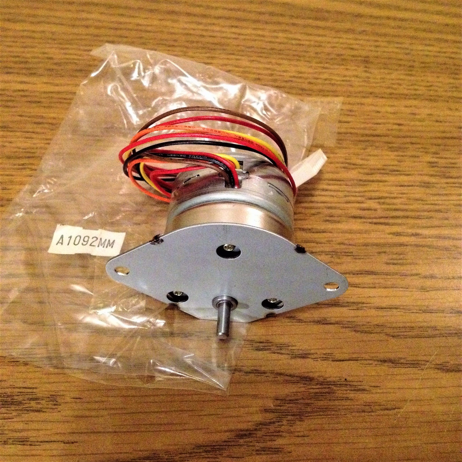 NPM PF 42-48 033G STEPPER MOTOR (NEW)