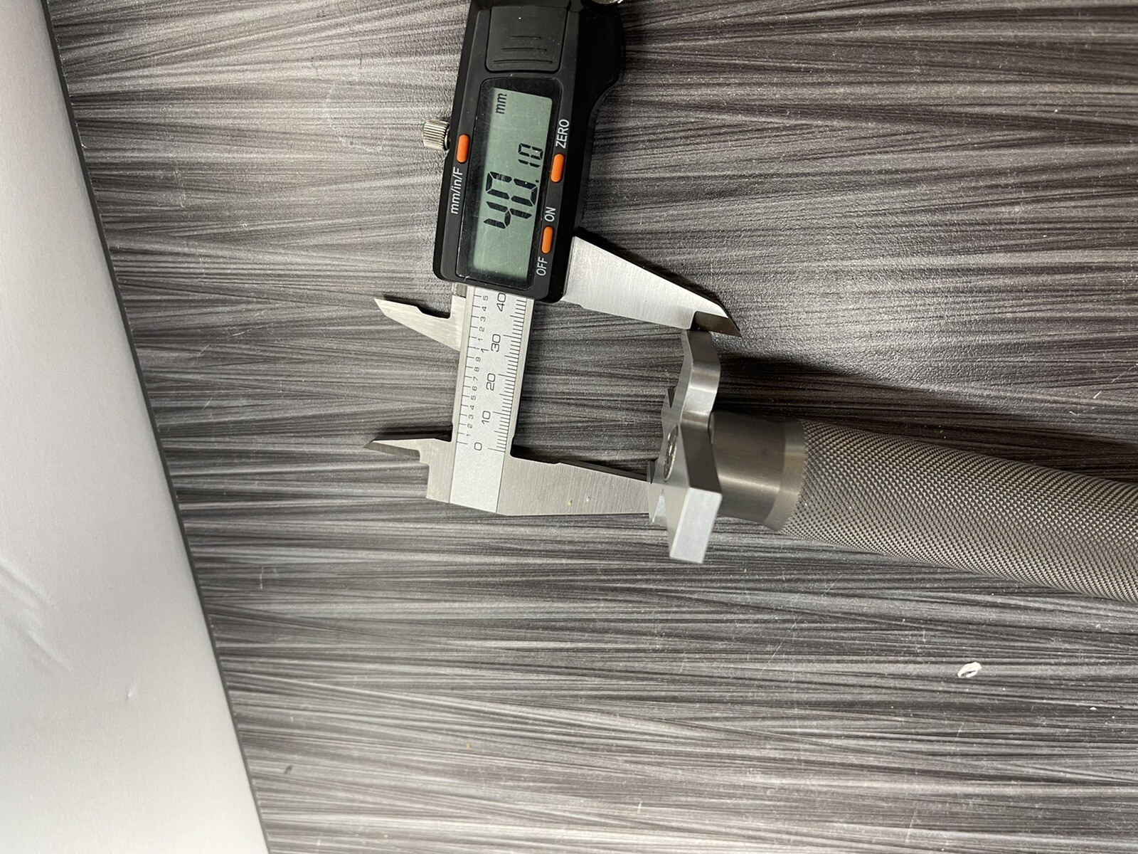 AMAT Textured Alloy Handle CS AT 70