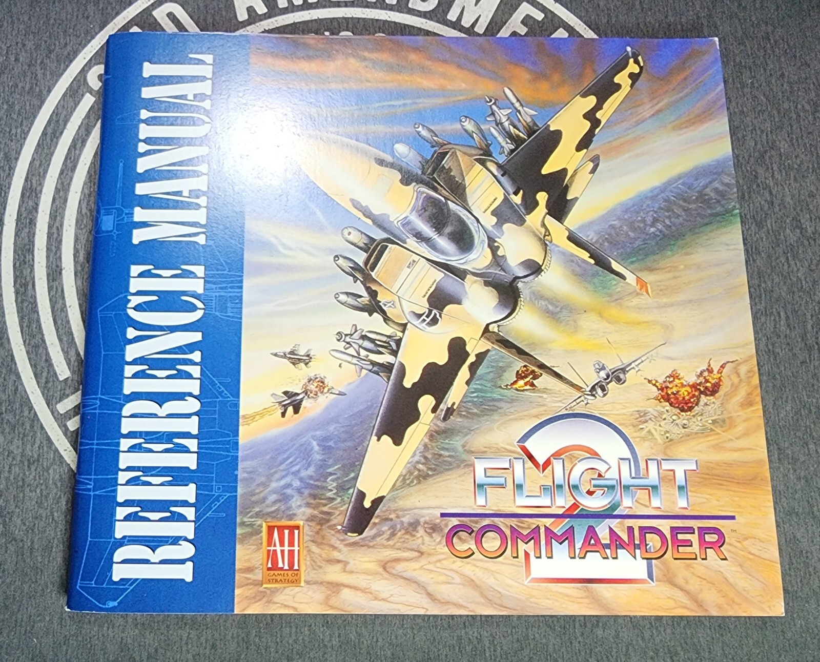 Vintage Flight Commander 2 PC Software Game Includes disks & Original Papers!