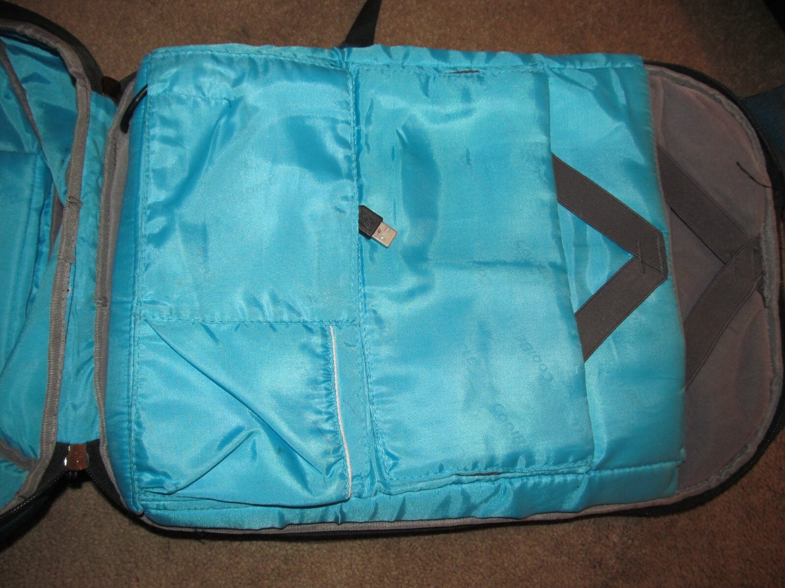 CoolBELL USB Charging Laptop Protection Backpack Blue/Gray