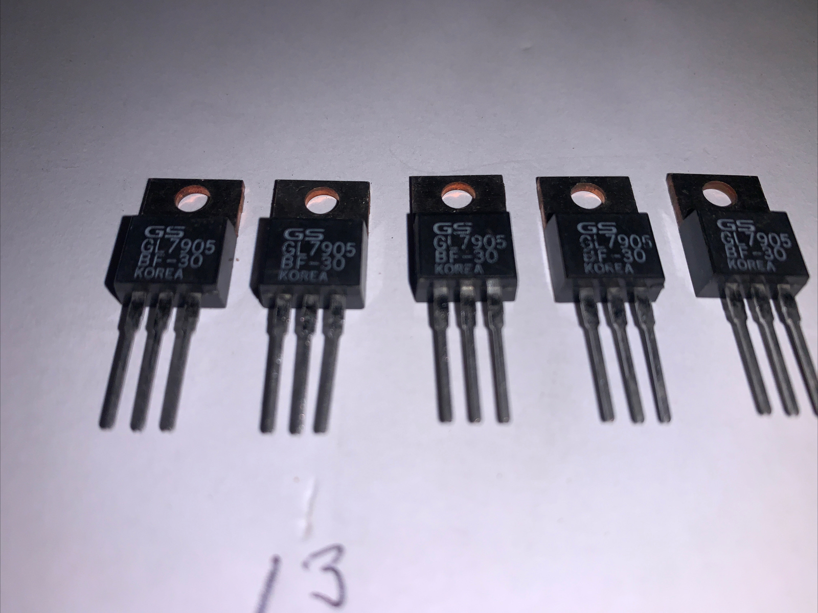 GS GL7905 - 5 Volt Regulator - 1 Amp New 5 Pack