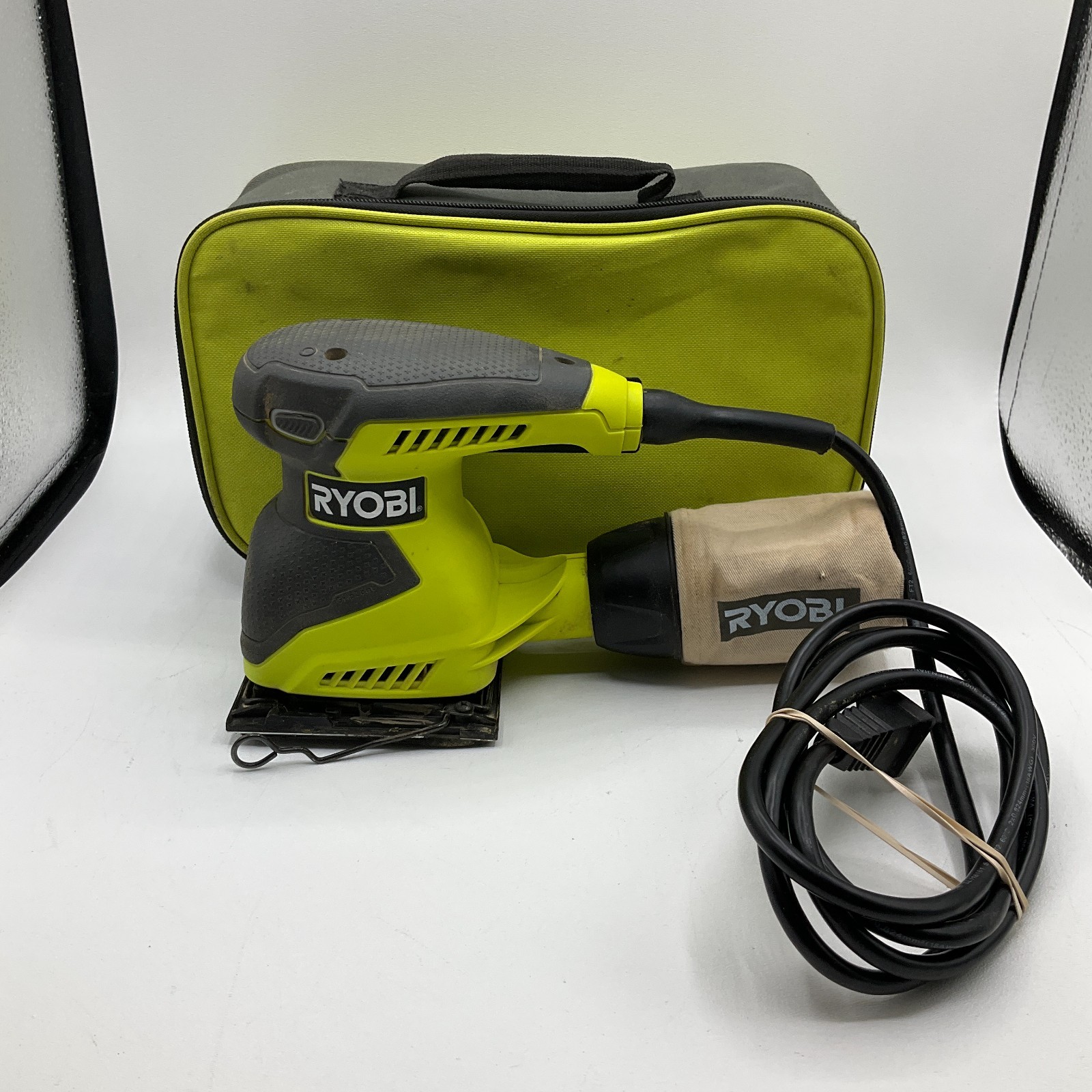 Ryobi S652DG Corded 1/4 Sheet Sander with Case