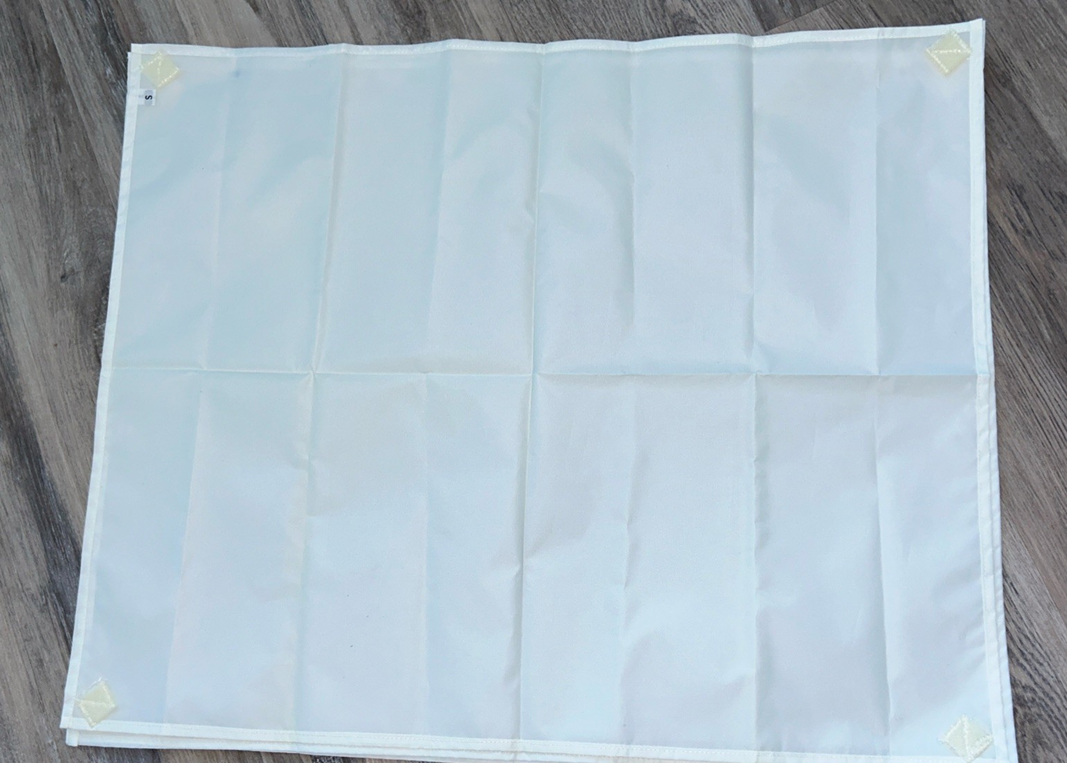 CHIMERA Soft Box - Inner Translucent Baffle Fabric. 26” X 21”. Corner hook/loop.