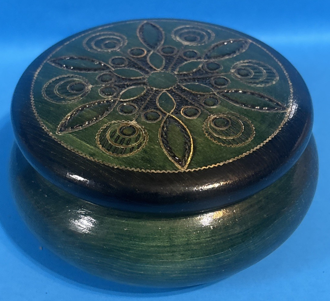 Handmade In Poland  Wood Trinket Box small size new old stock (L#14)