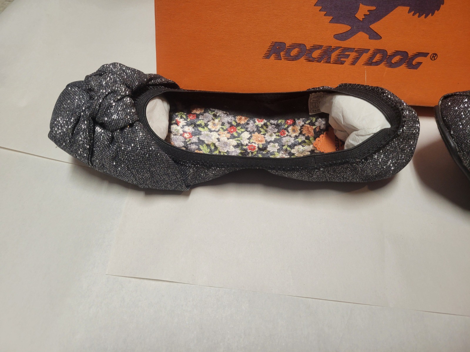 New Rocket dog amery gunmetal amery shimmer Mesh fabric 8 1/2 M