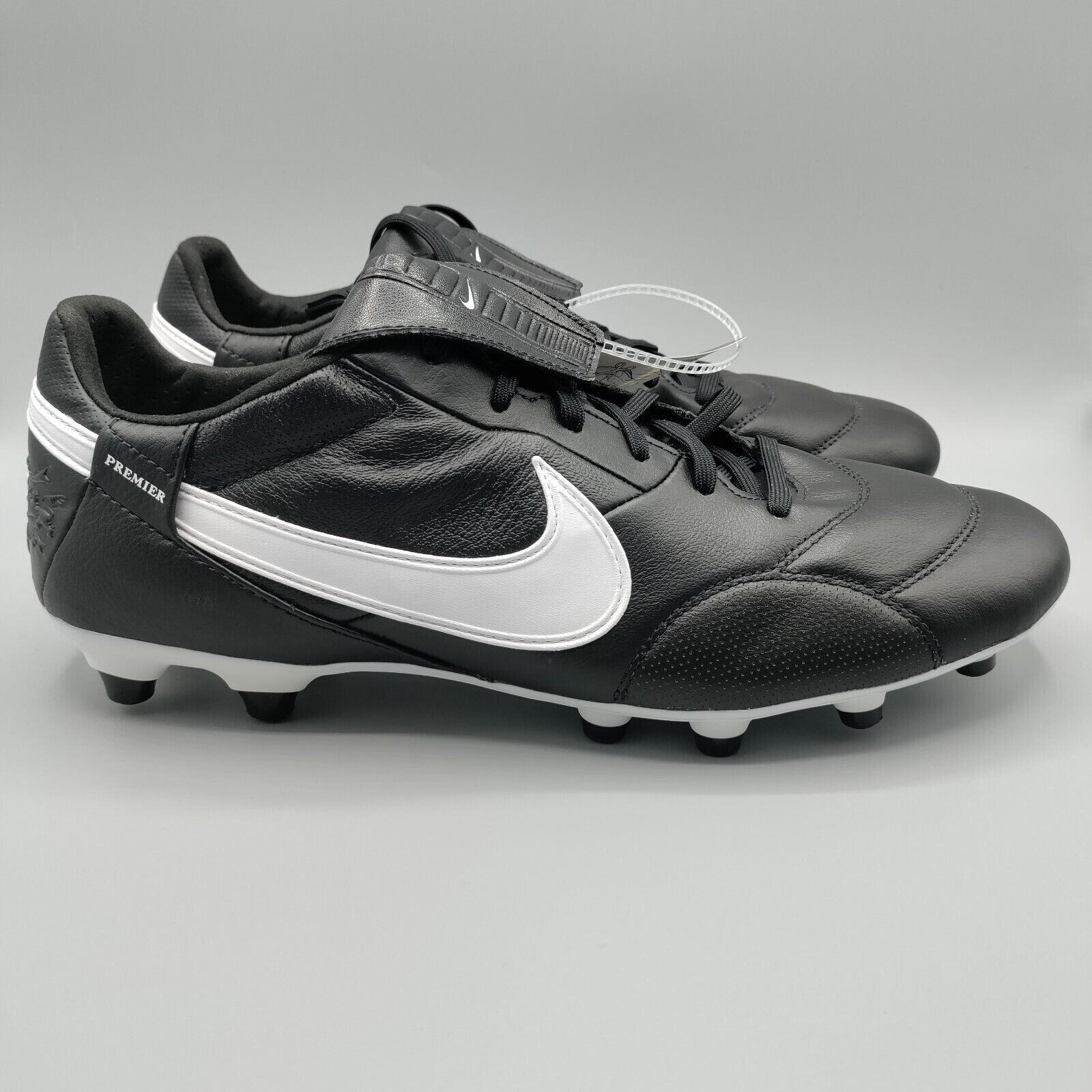 Nike Premier III FG Soccer Cleats Black/White Leather AT5889-010 Men's Size 5.5