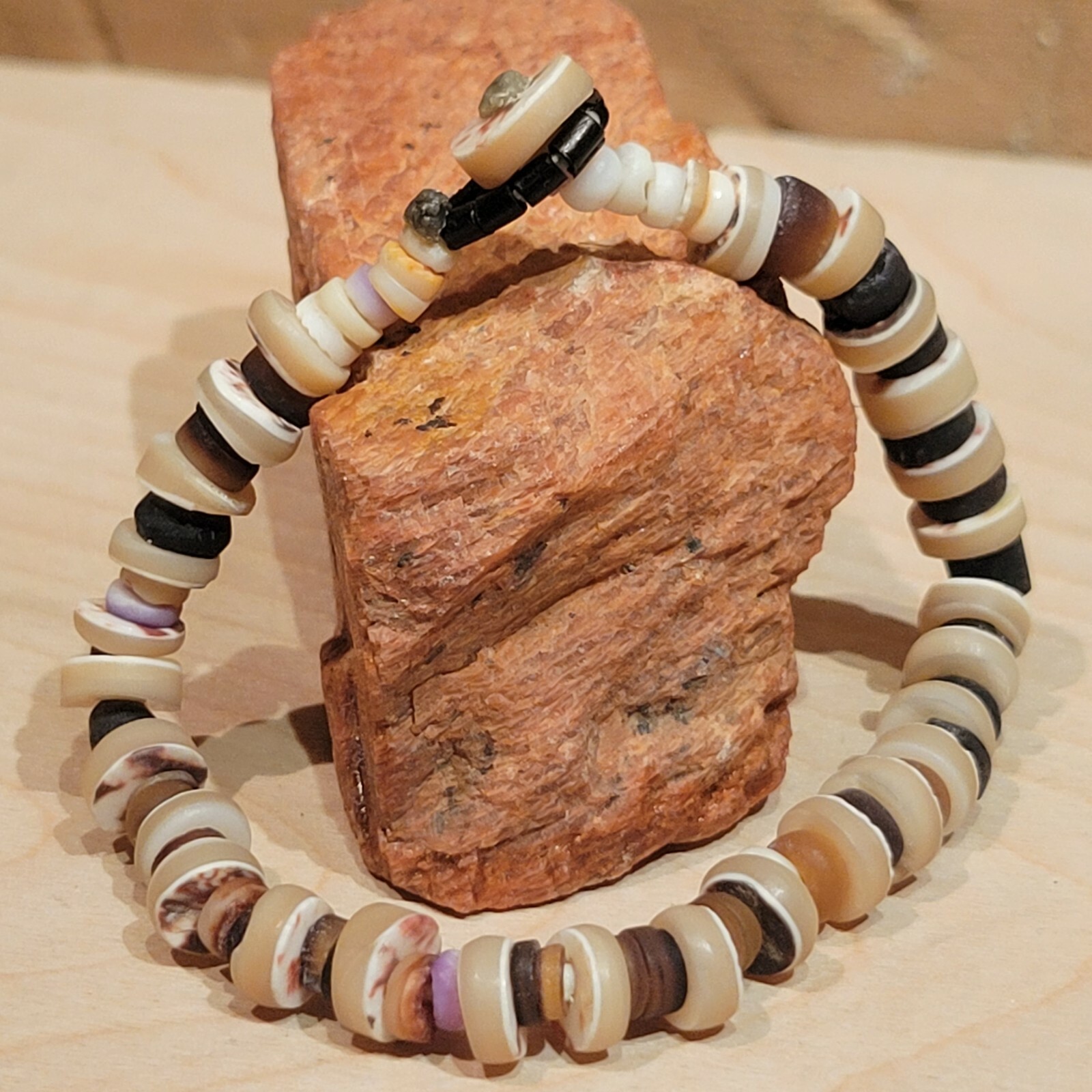 Shell Bead Bracelet Disc Handcrafted Artisan Folk Jewelry 3 1/2" - Swanky Barn