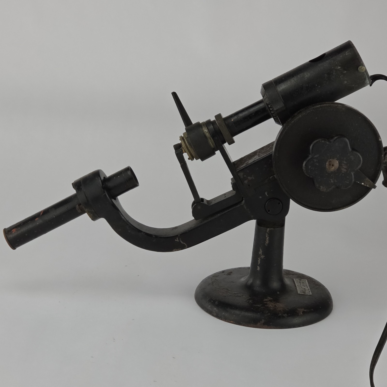 Vintage 1920s Bausch & Lomb Cast Iron  Optometer (Focimeter / Lensometer)