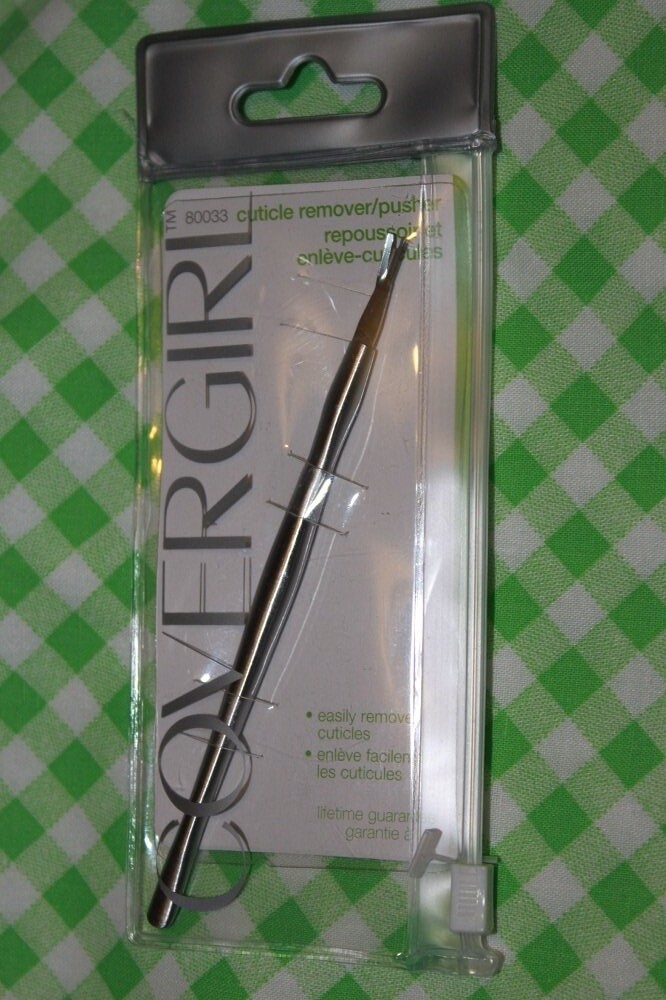 CoverGirl Cuticle Remover/Pusher ----N12