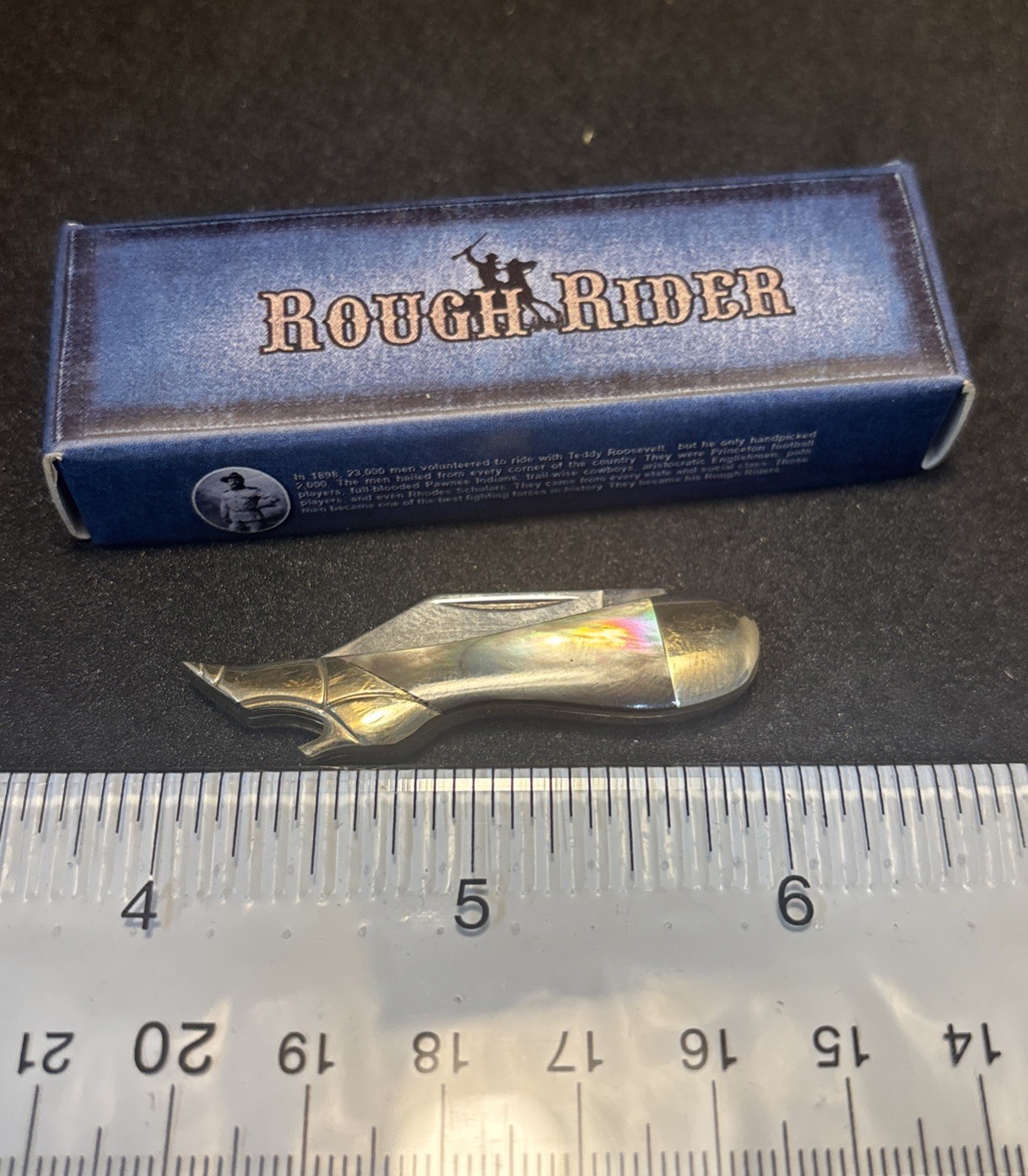 RR938 Rough Rider Lady’s Leg Black Lip Pearl Handles 938 Pocket Knife