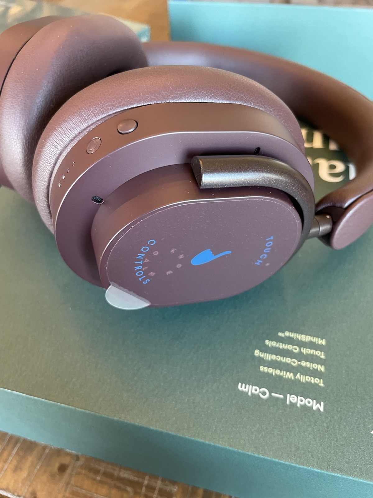 Know Calm Wireless Noise Cancelling Headphones