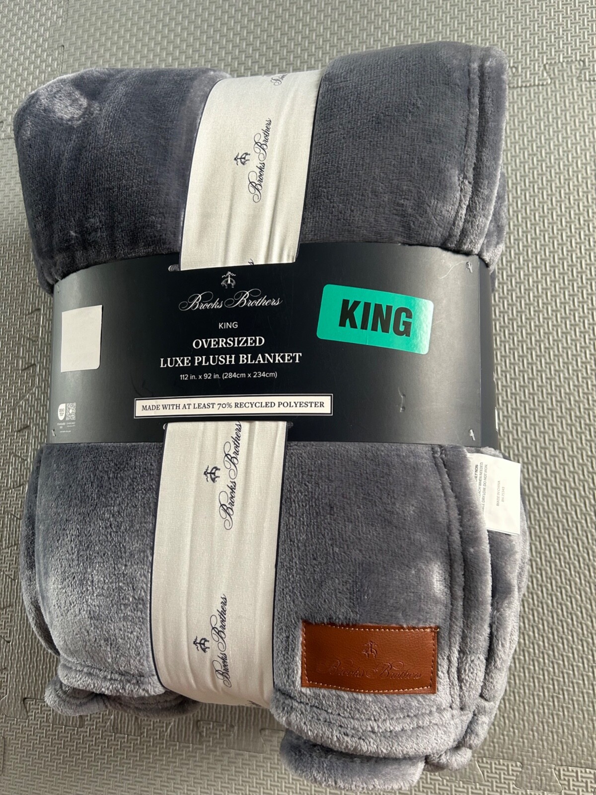 BROOKS BROTHERS King Size Dusty Blue Oversized Plush Blanket 112" x 92"