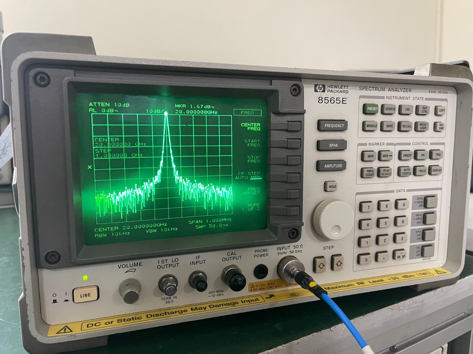 HP Agilent 8565E 9KHz - 50GHz Spectrum Analyzer w/ 85620A module_1259