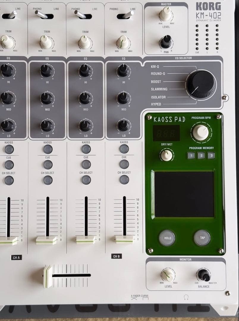 KORG KM-402 Dynamic DJ Mixer 4-Channel Kaoss Pad Built-in EQ Effects w/ Box