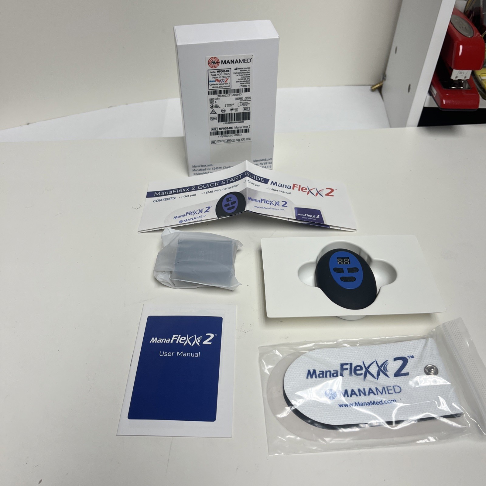 ManaMED ManaFlexx 2 MF002-RX w/ Device Pad Pain Relief Manual Open Box READ
