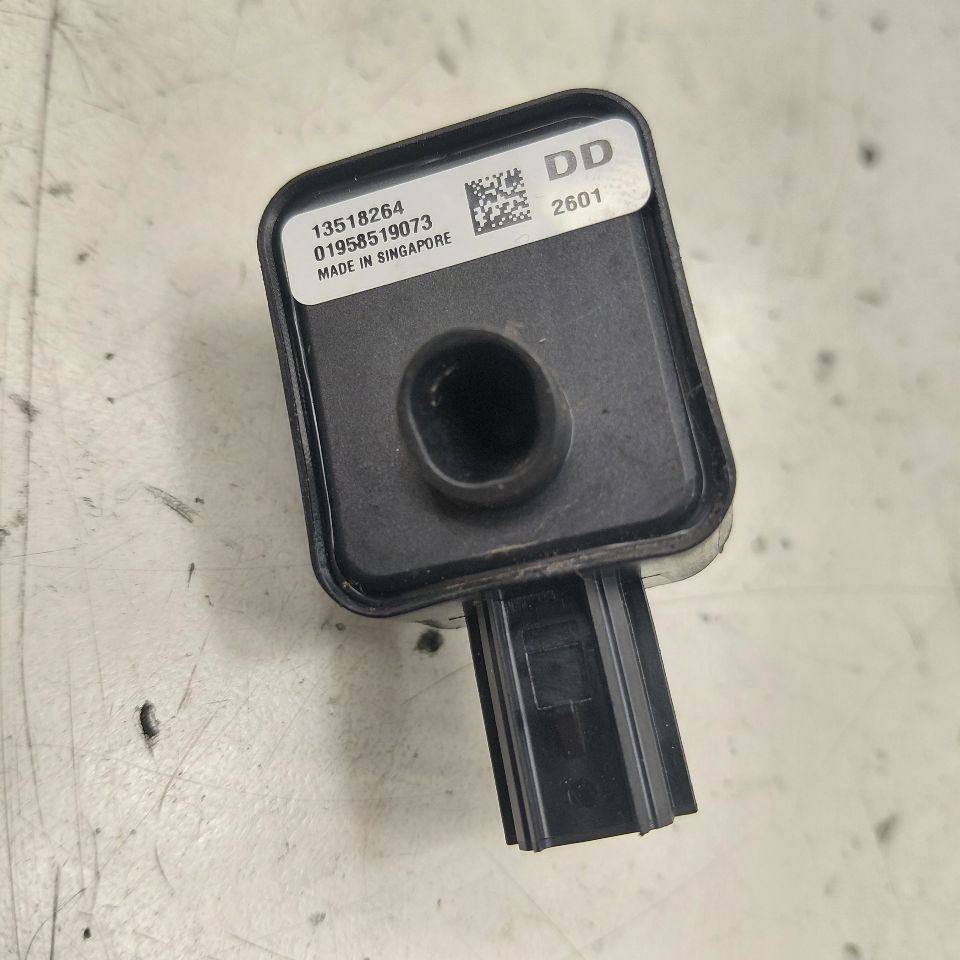 Chevy Trax Contact Sensor  2022 2021