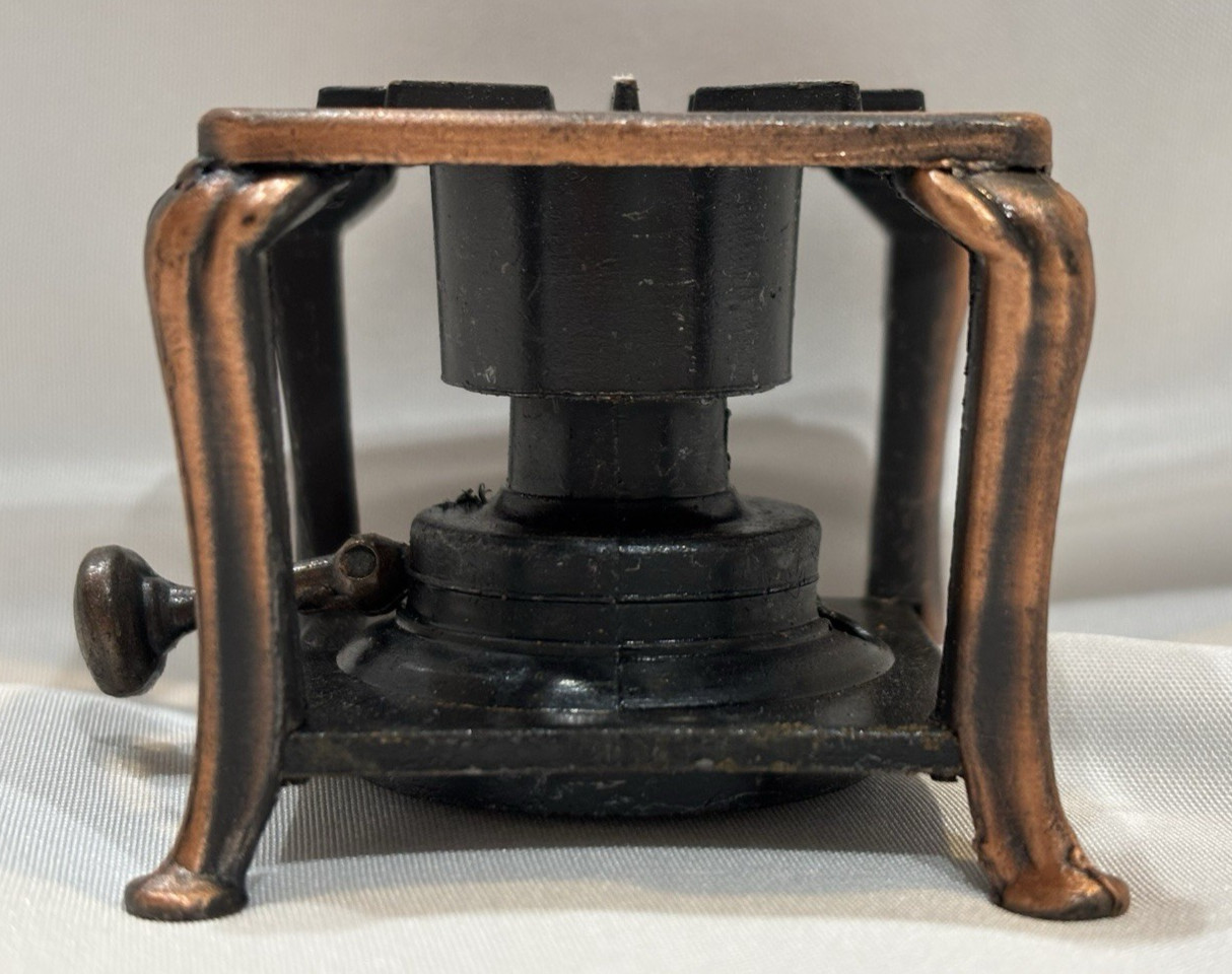 Vintage Die-Cast Miniature "Antique Kerosene Lamp" Stainless Pencil Sharpener