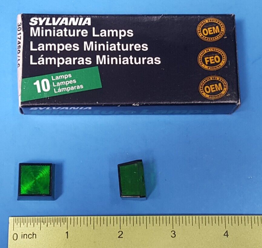 (20 PCs)SYLVANIA, 30174SQ/LG , Square Lens, Green, 0.7"x0.48" high, for T-2 Lamp
