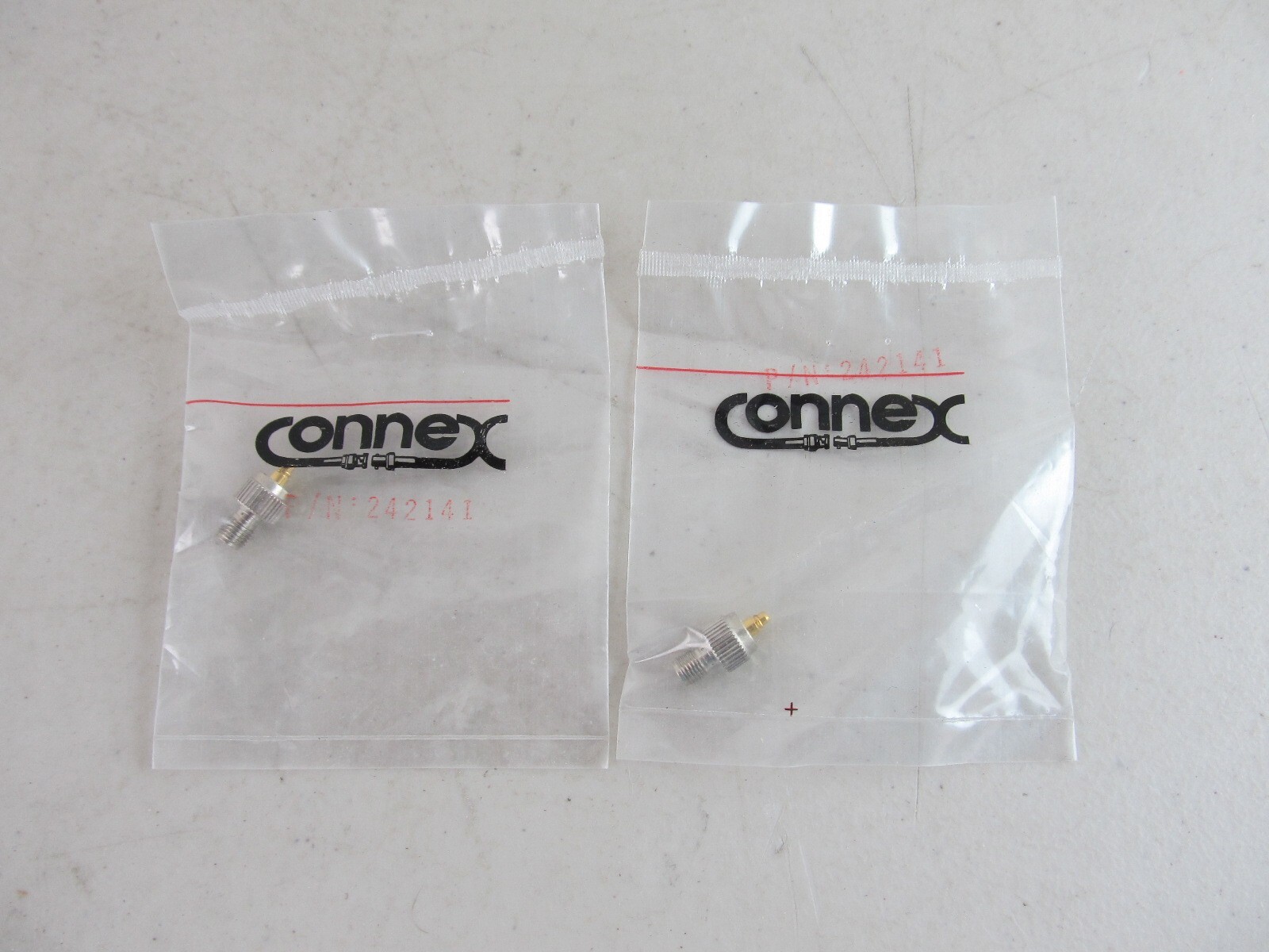 QTY=2 AMPHENOL CONNEX 242141 RF/COAXIAL Adapter, SMA Jack-MMCX Plug USA SHIP
