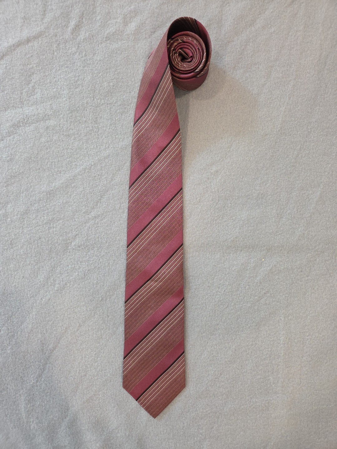Armani Collezioni Red Silk Tie Made in Italy Striped Necktie Classic Style (3.35