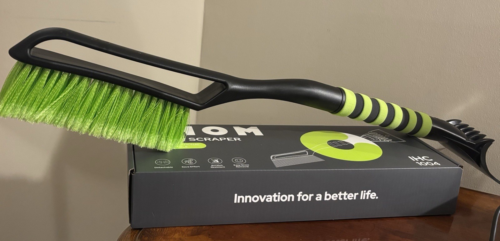 IHOM Snow Brush & Scraper Detachable W/Storage Bag for Car Truck Windshield