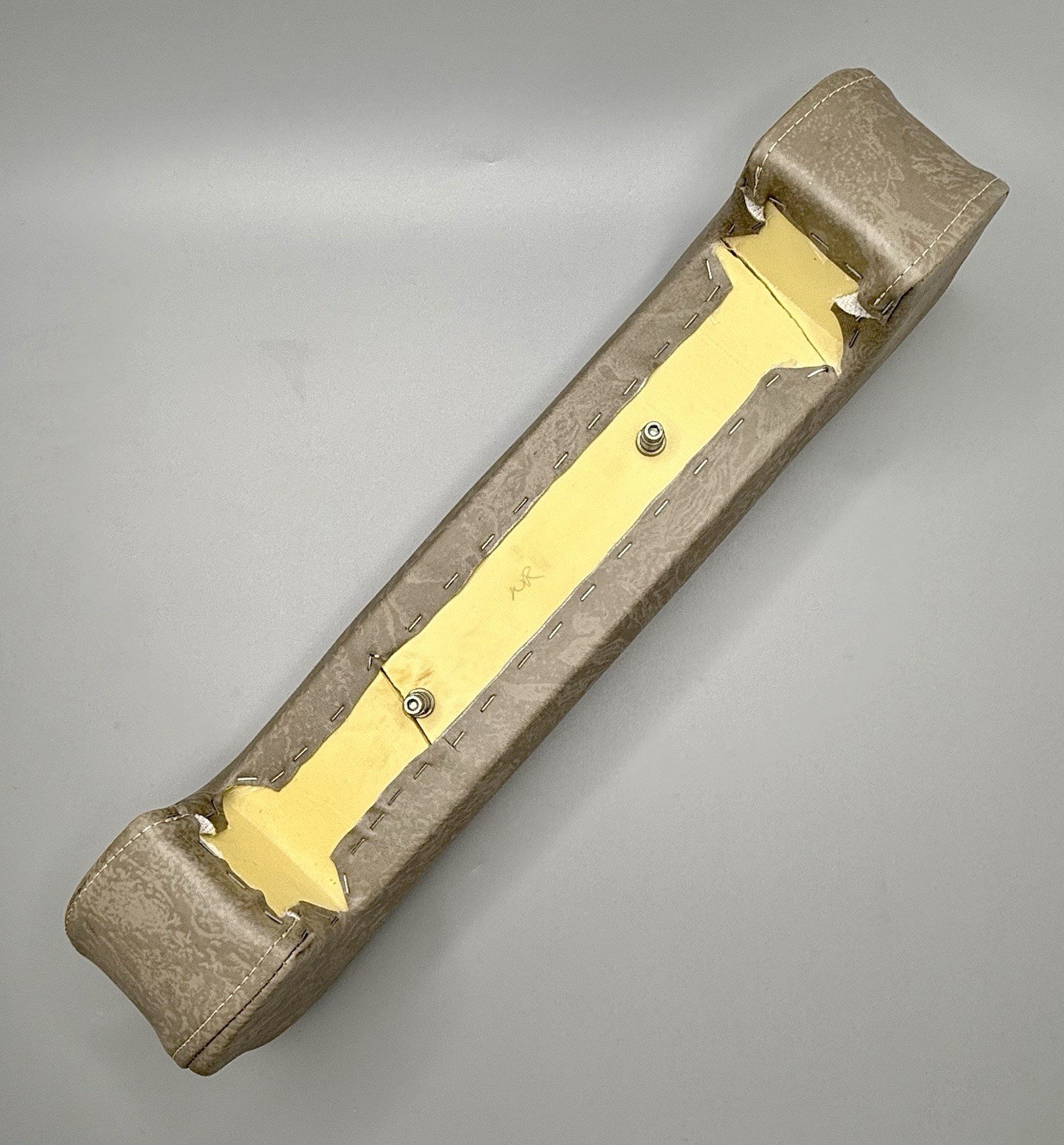 ⭕️ MIDMARK RITTER EVOLUTION 75 119 EXAM TABLE LEG REST CUSHION PAD BEIGE OEM