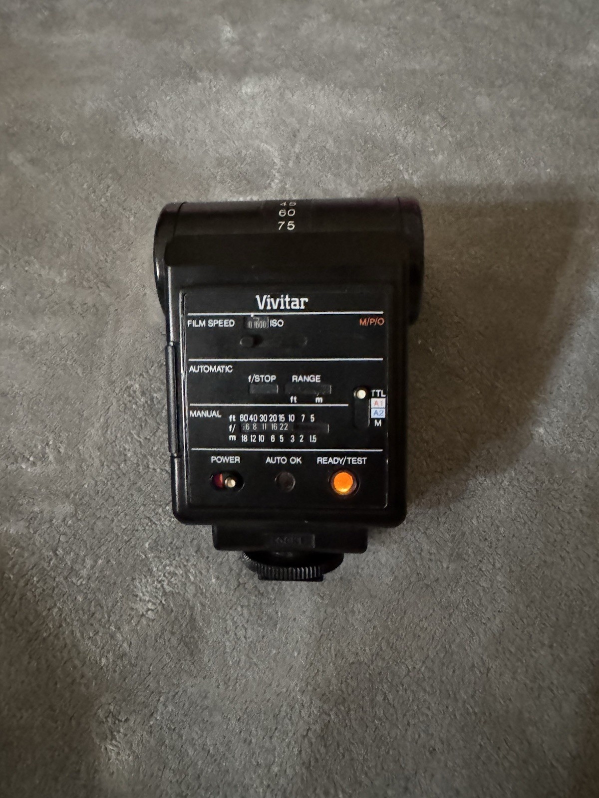 Vivitar Auto Thyristor Flash 550 FD Tested and Working