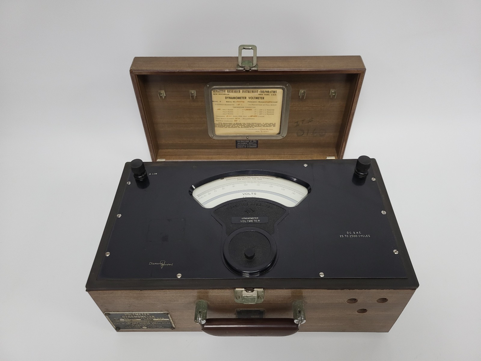 Vintage 1960s Sensitive Research Model D Dynamometer Voltmeter 0-150V