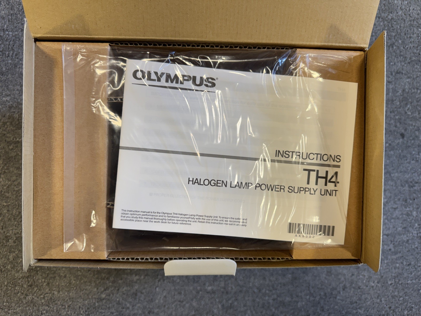 Olympus TH4-100 TH4100 Halogen Power Supply 100-120V~ DC12V
