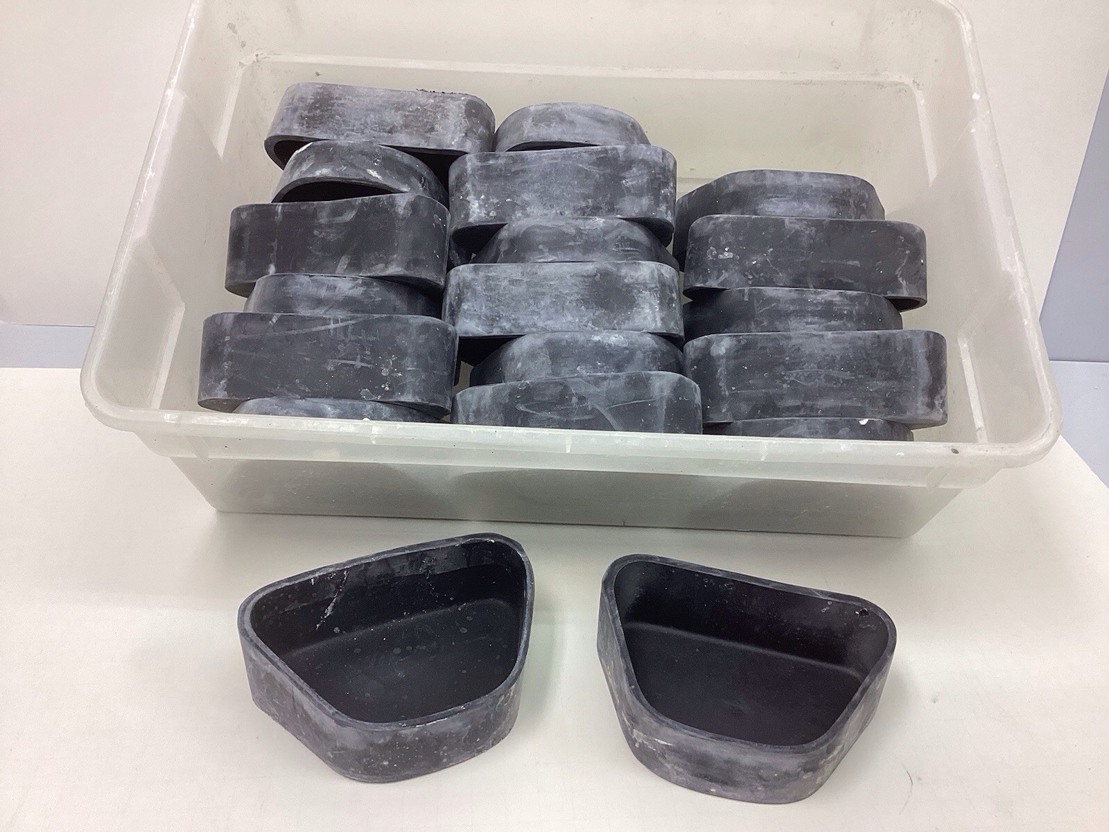 Study Model Pour Up Base