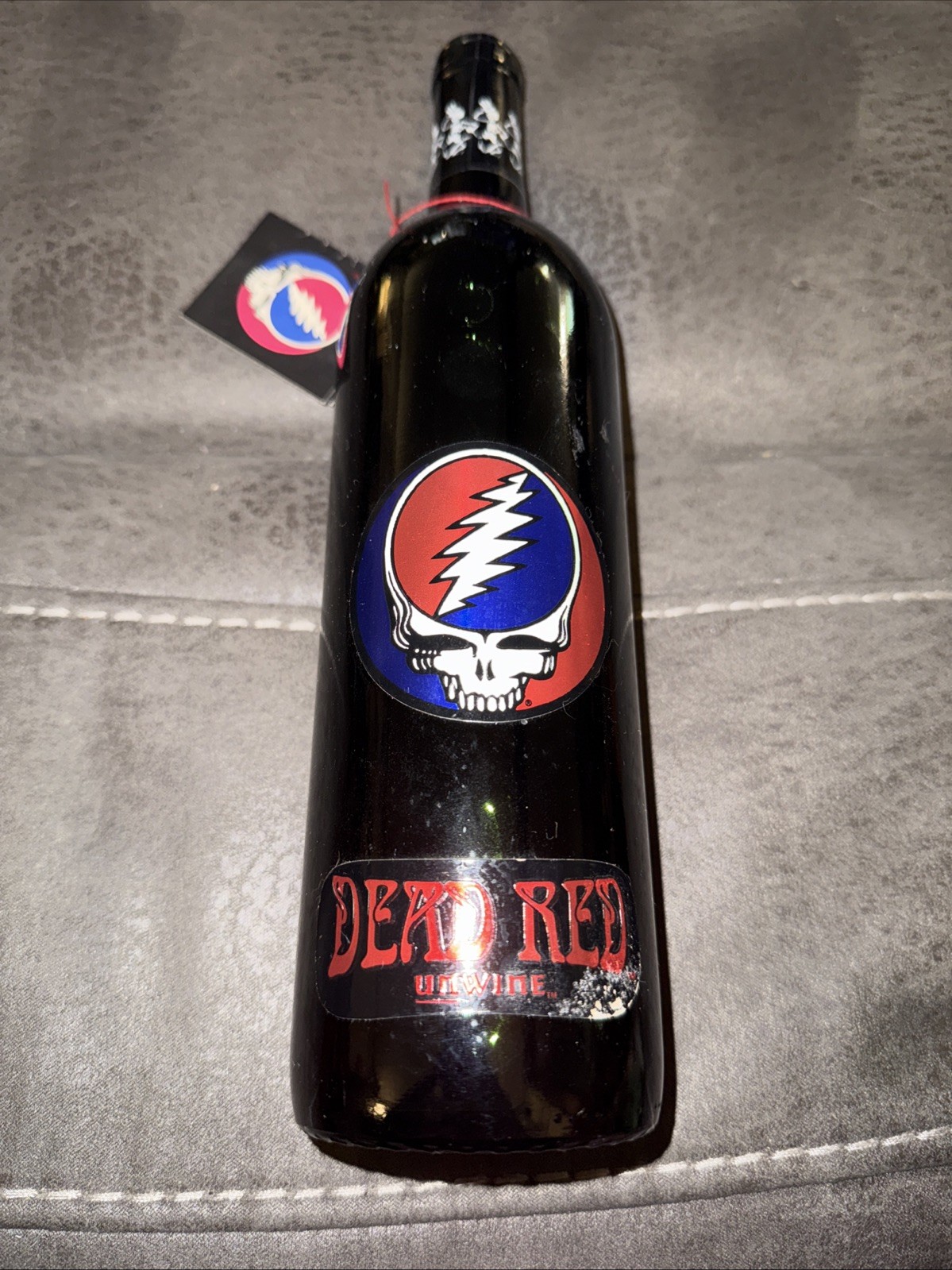1 Bottle of Vintage Grateful Dead California Red Unwine Steal Your Face