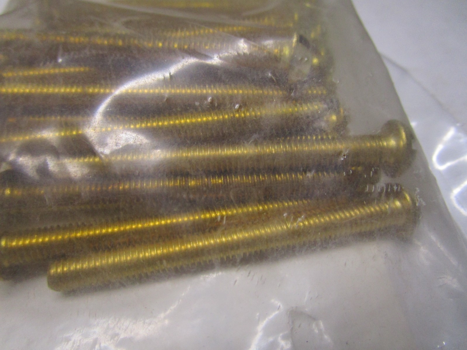 #10-32 x 2" Brass Slotted Round Head Machine Screw QTY 25