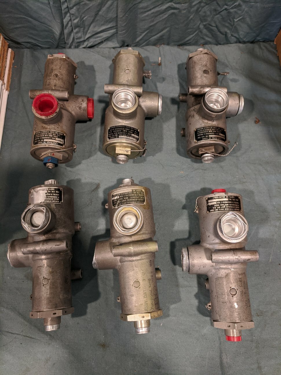 (6) BOEING CH46 HELICOPTER HYDRAULIC VALVE A02HS151-1 26C26626 1650-00-816-6084