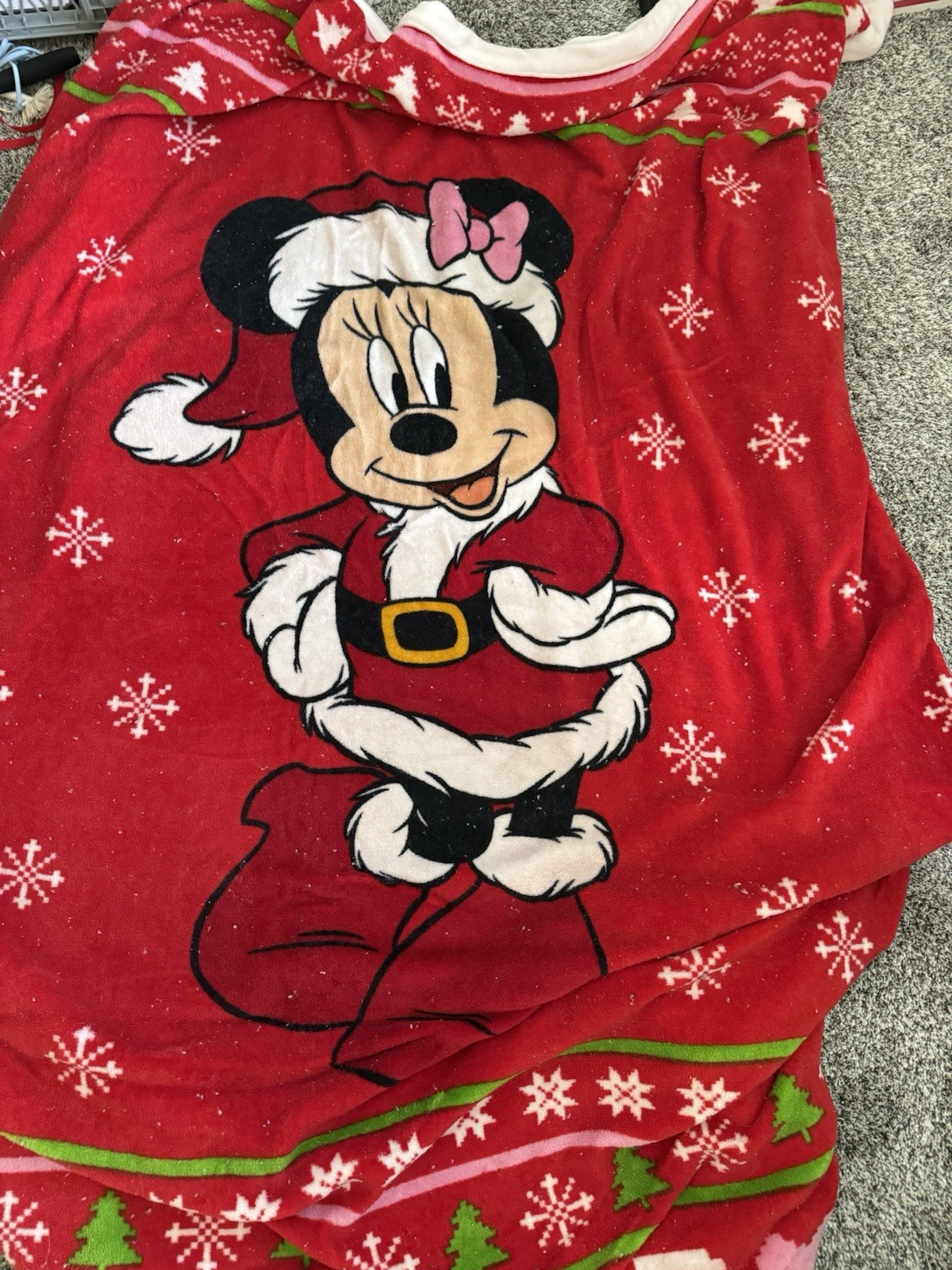 Disney Minnie Mouse Christmas Blanket Red Snowflakes Kids 58x79 Holiday Bedroom
