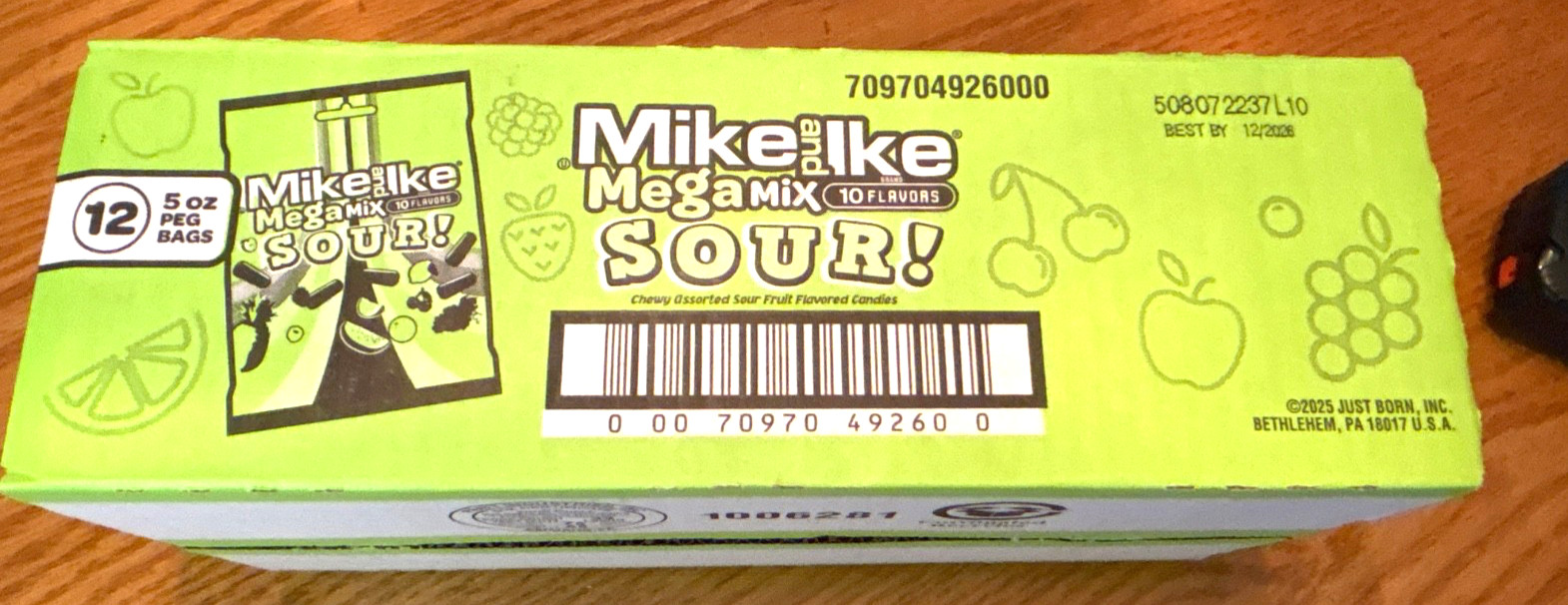 12x Bags Mike and Ike Mega Mix Sour 10 Assorted Flavors Chewy Candy | 5oz
