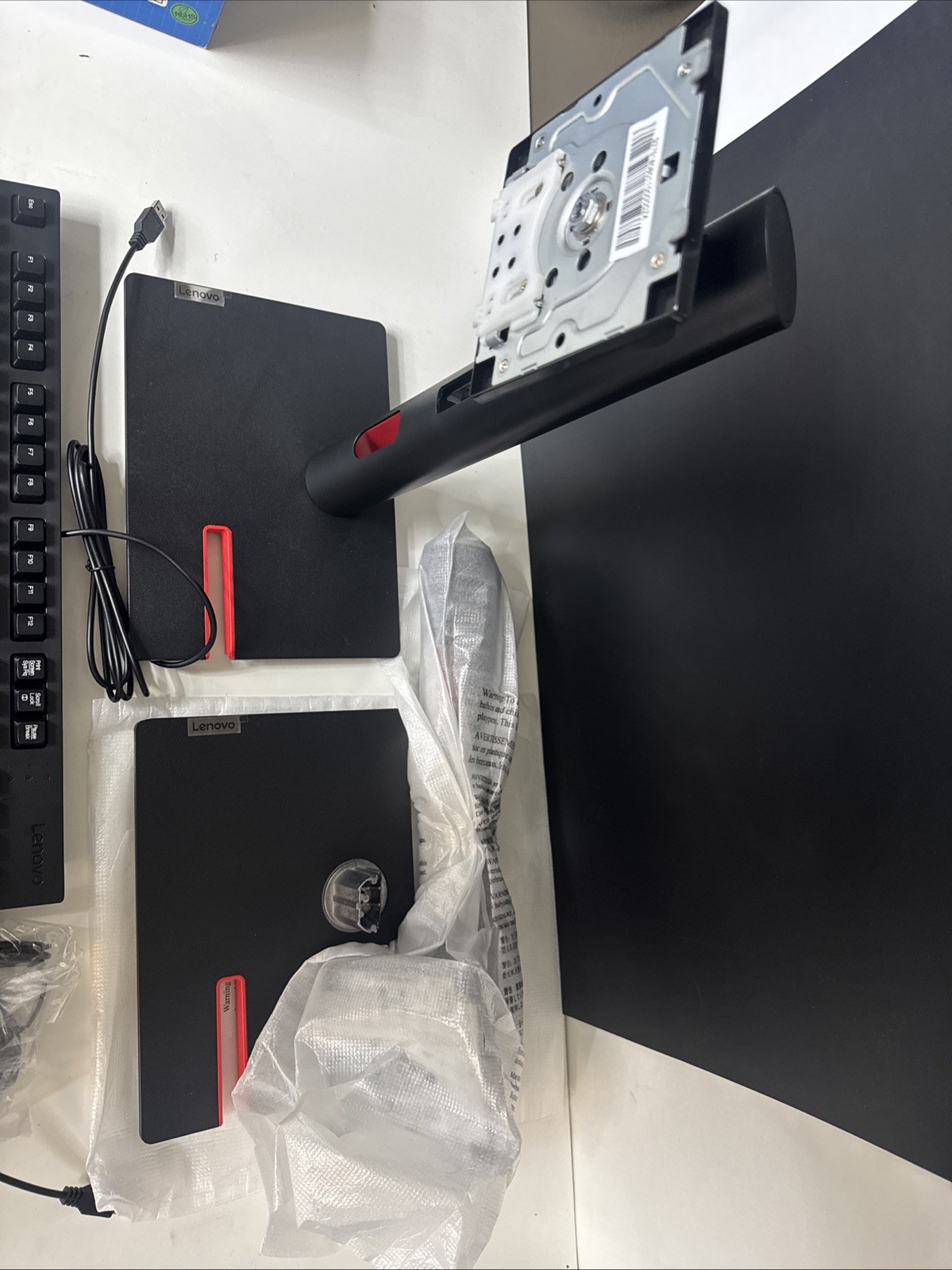 Lenovo Workstation Peripheral Bundle: Stands, Keyboards & Mouse