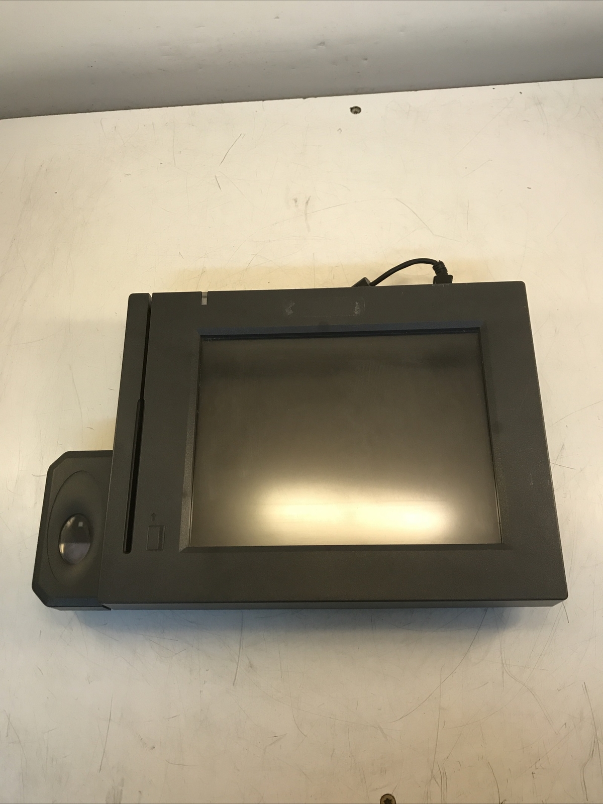Saturn all in one POS System Atom D525 1.80GHz 1.80GHz 2GB Boot to BIOS