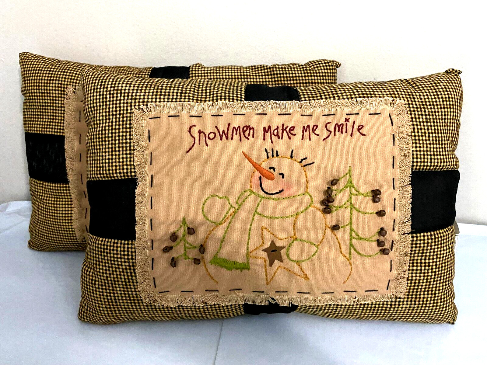 2-Pack Andrey's Stitchery "Snowmen Make Me Smile" Pillows 16 1/2" x 11"
