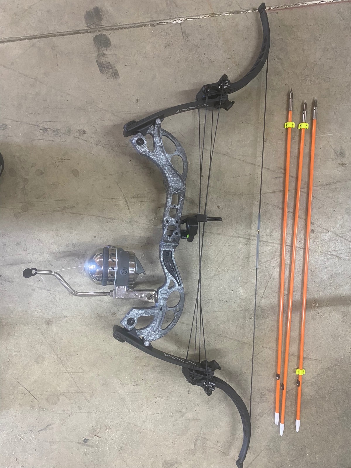 muzzy fishing bow never used