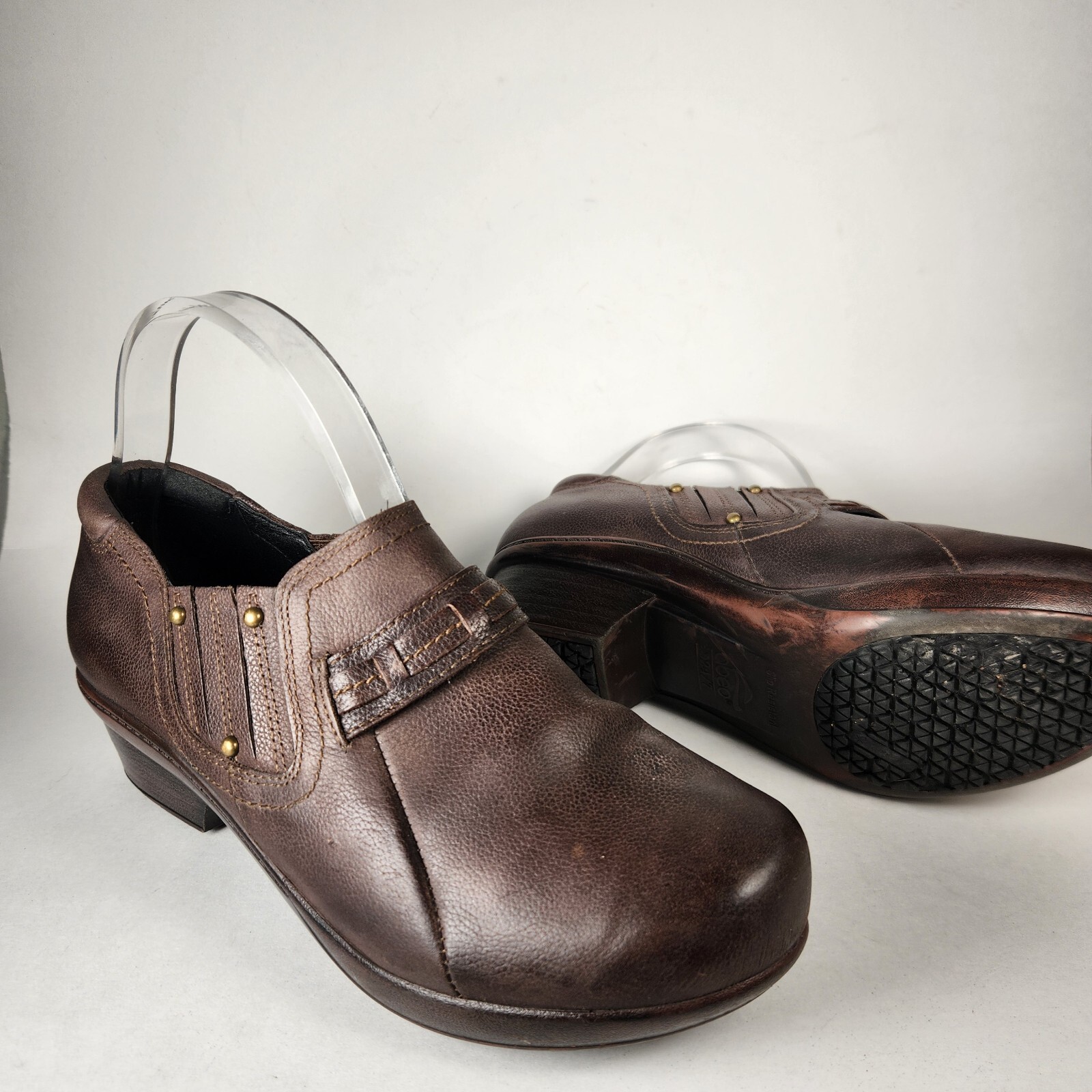 OBEO Women’s Bootie Size 9 Brown Leather Slip On Slip Resistant Shoe