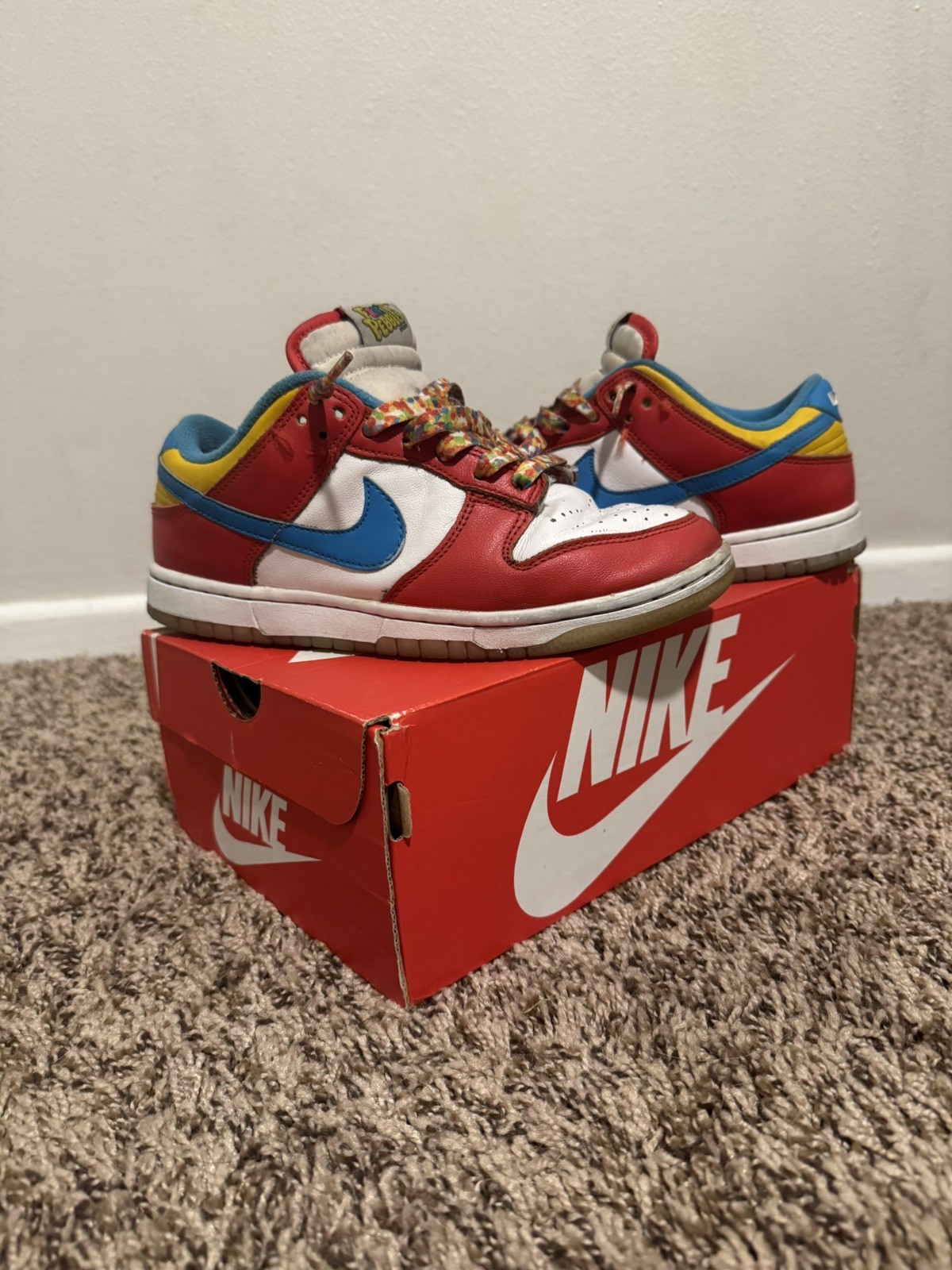 Nike Dunk Low QS Lebron James Fruity Pebbles Men’s Size 5 DH8009-600 Kids