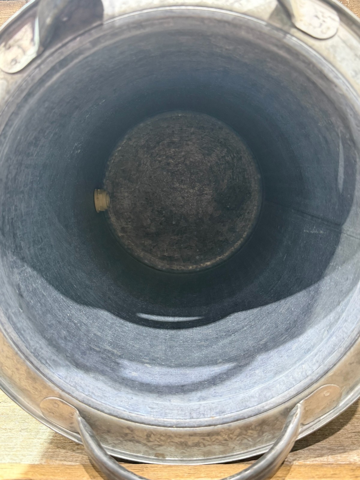 Igloo, 5 Gallon, Galvanized Steel, Water Jug