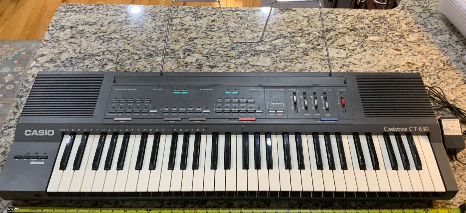 Vintage Casio Casiotone CT-630 1980s Piano Keyboard 61-Key Digital Synthesizer