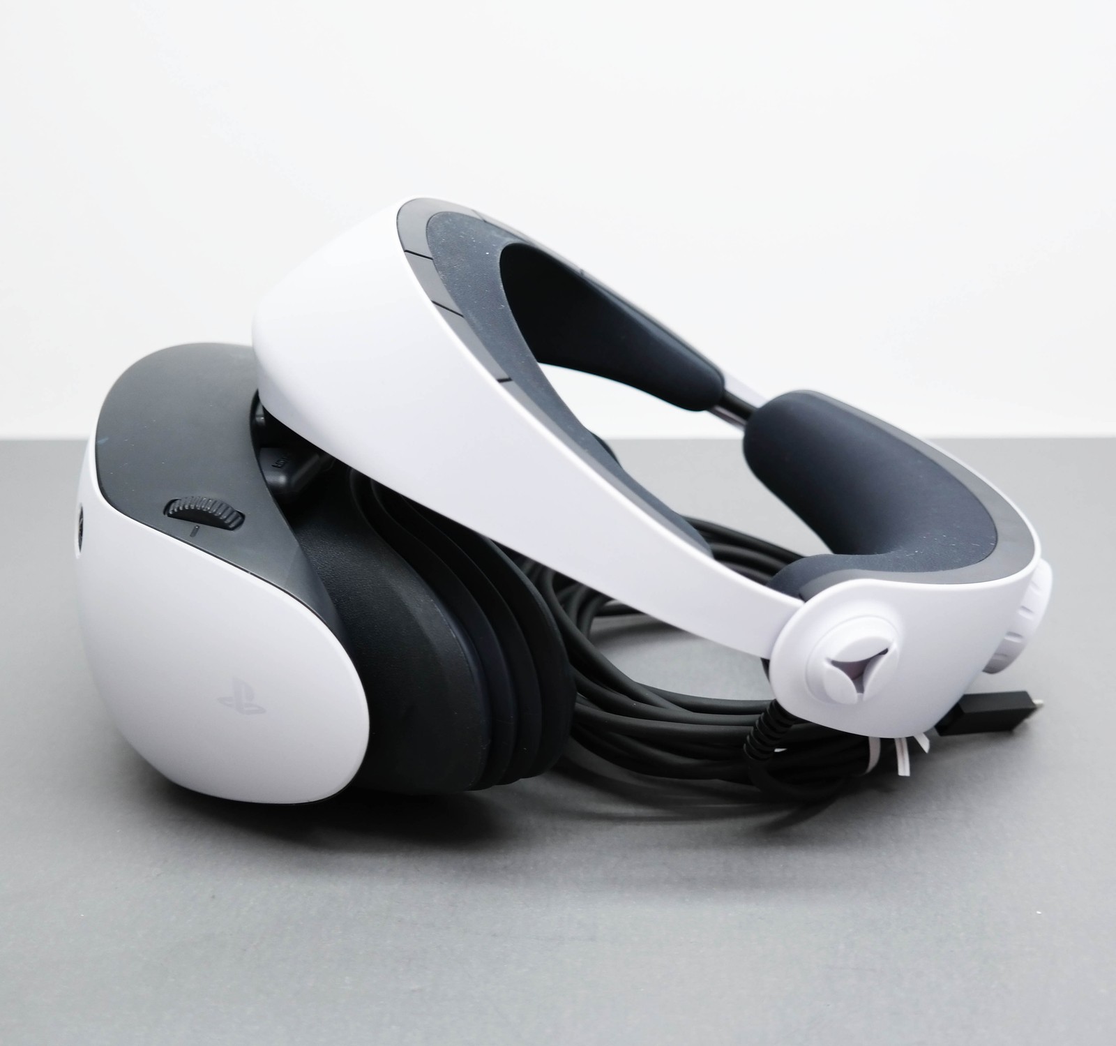 Sony PlayStation VR2 CFI-ZVR1 Headset Only READ
