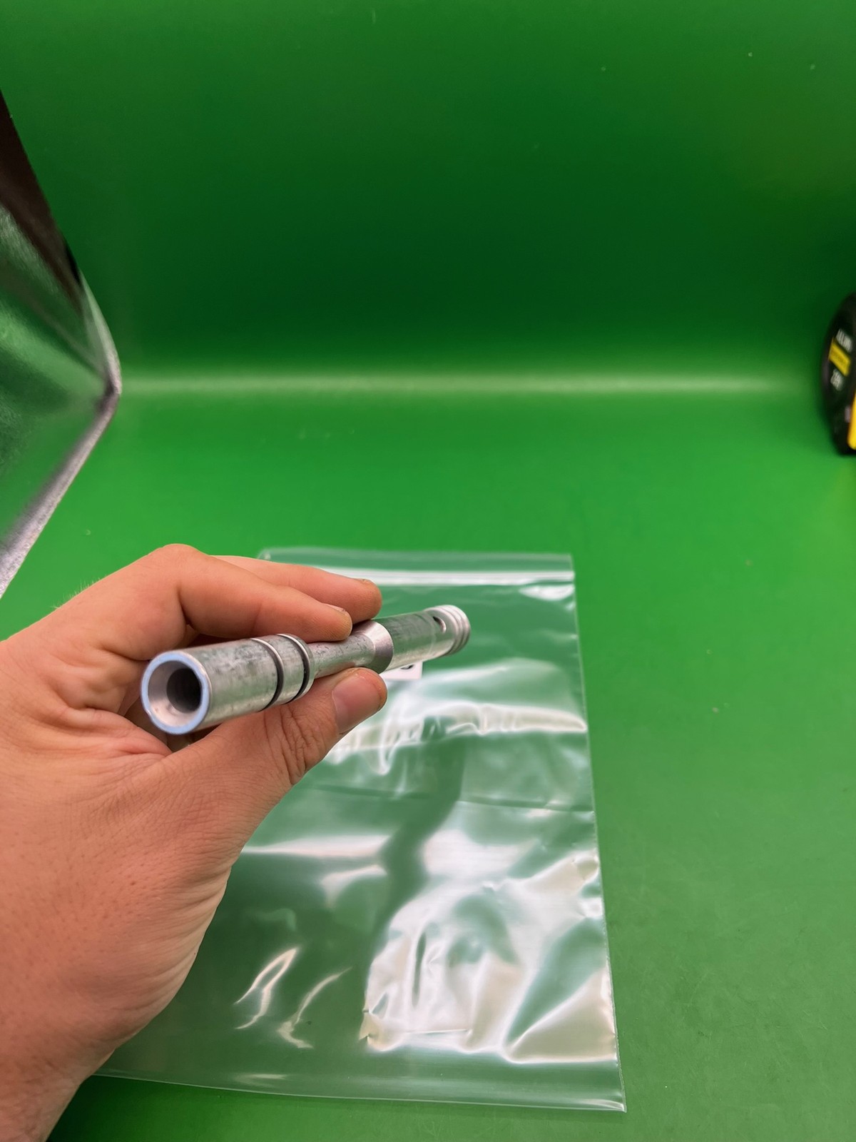 Autococker Bolt