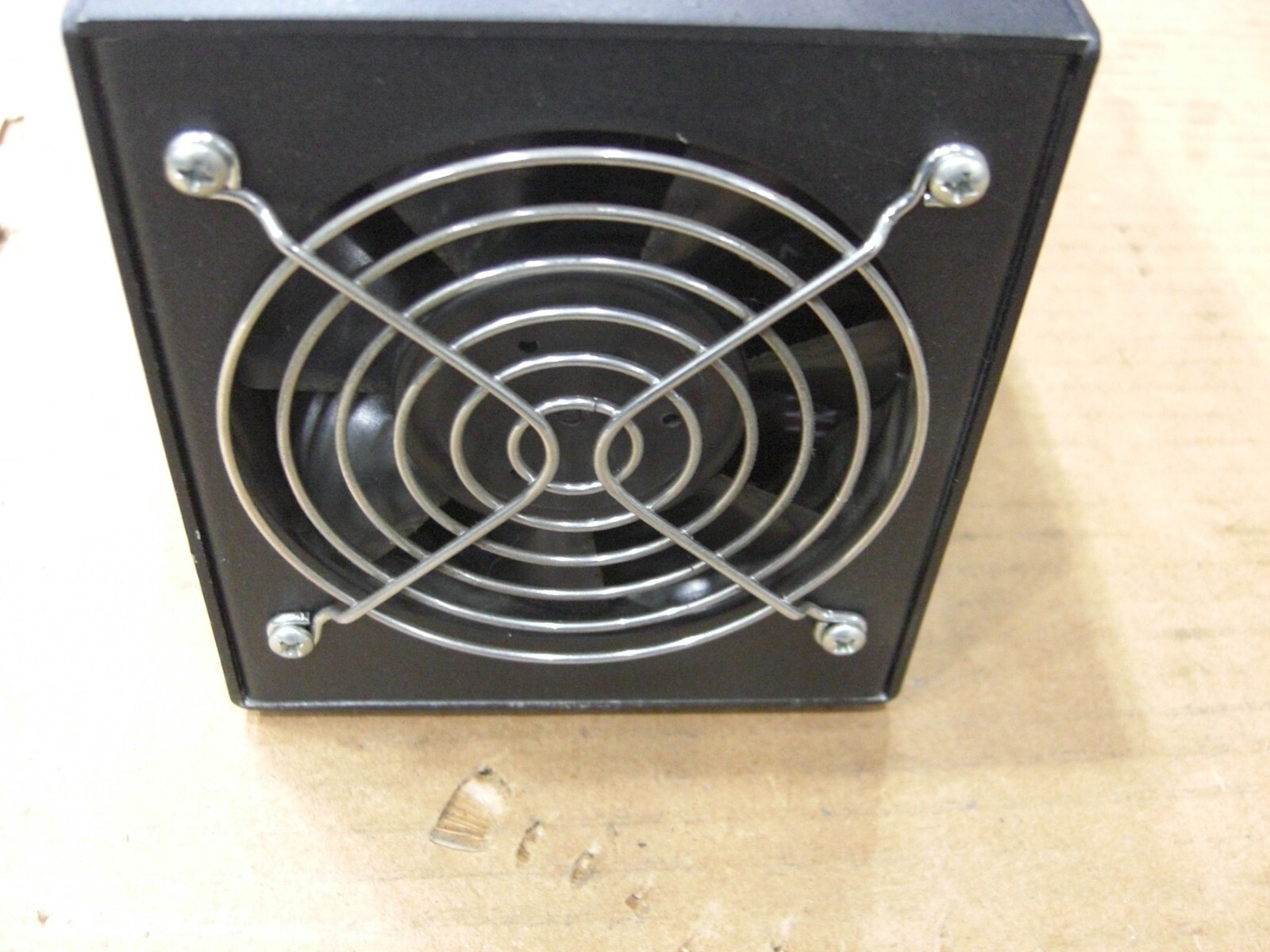 Lambda Regulated Power Supply SE-500-3 115VAC - 24VDC