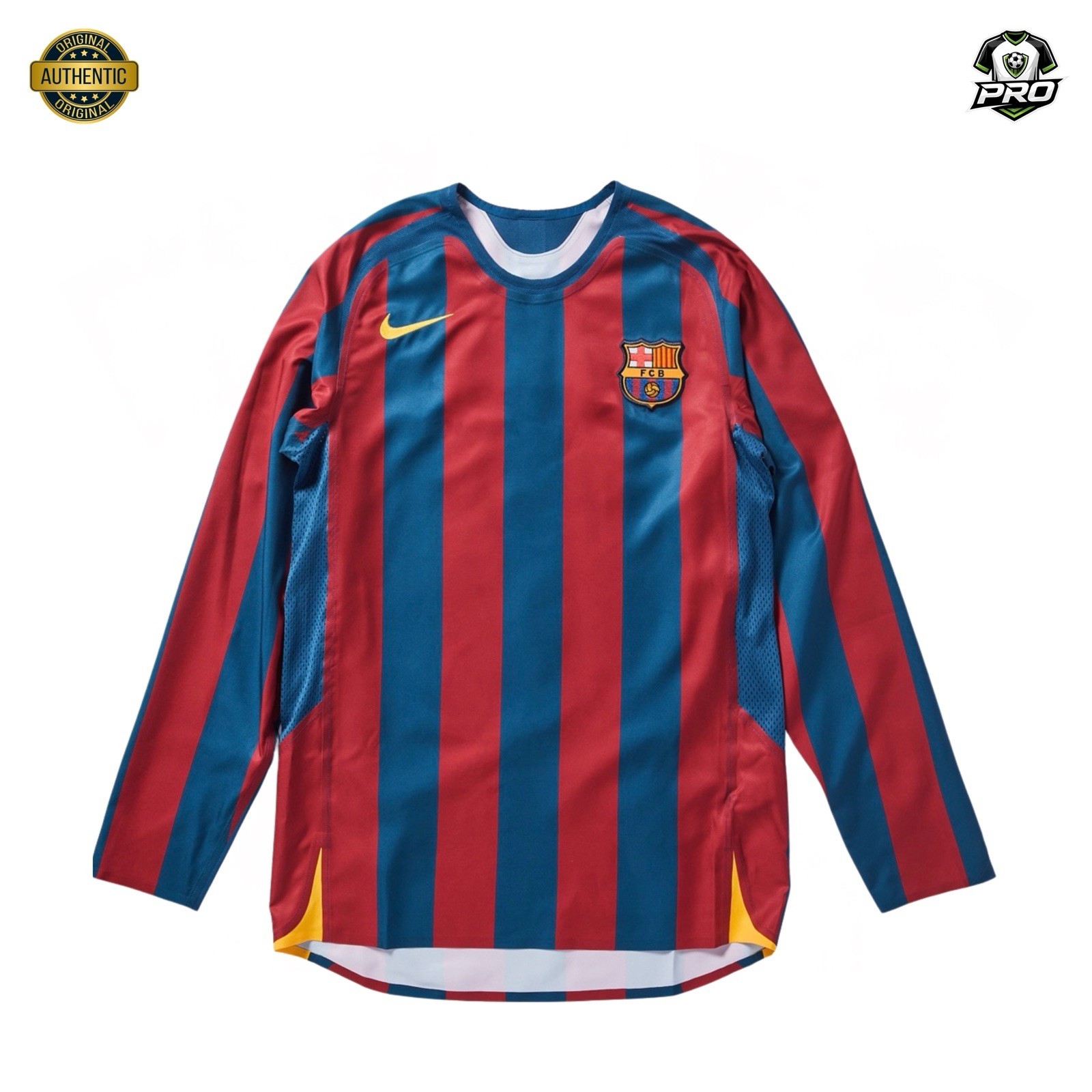 FC Barcelona 2005/06 Jersey – Ronaldinho #10 – Long Sleeve – Size L fits like M